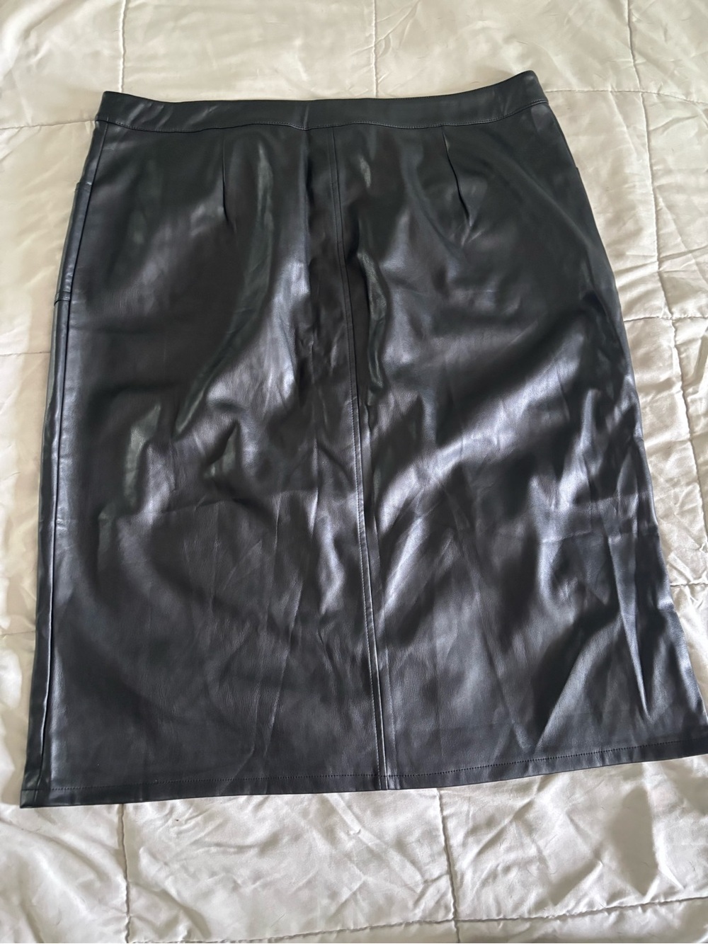 Faux Leather Pencil Skirt in Black